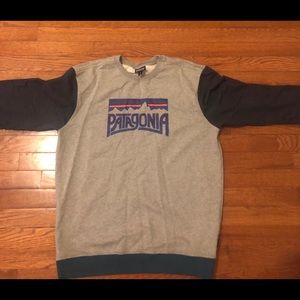 Patagonia crewneck sweater, hardly worn.